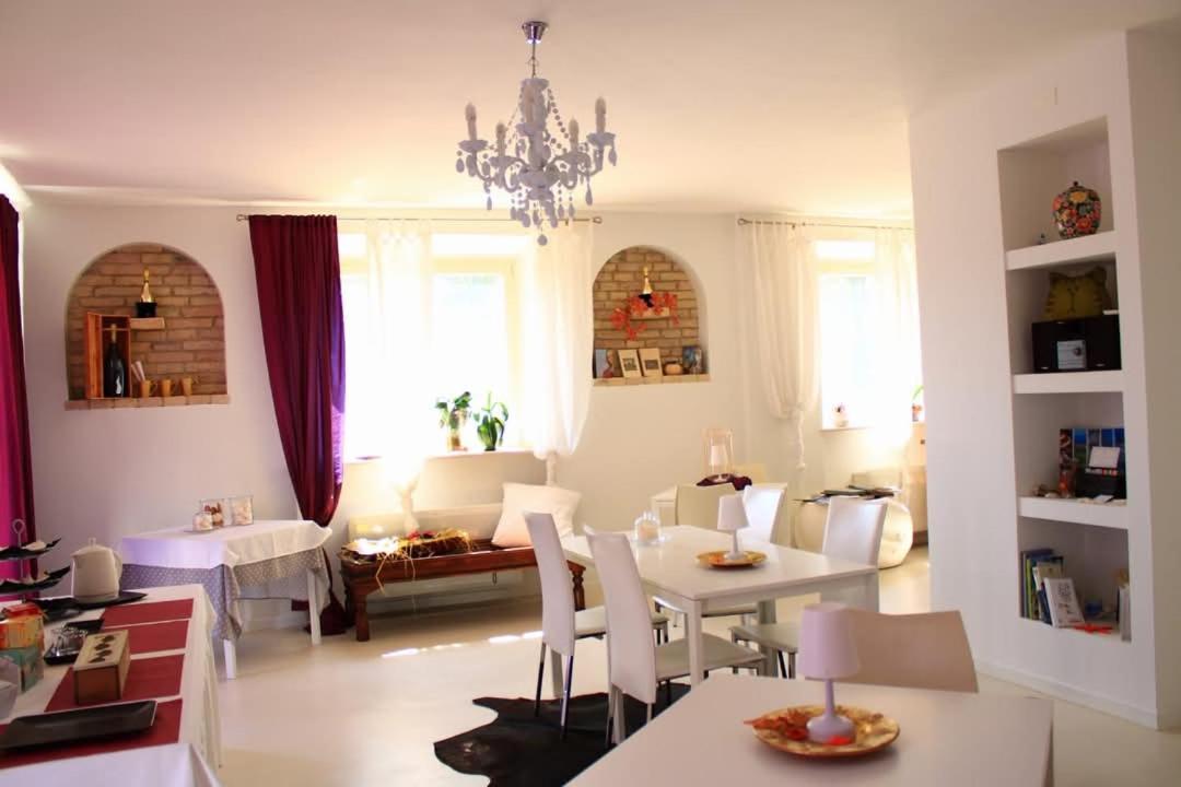 B&B Luna Bianca Trecastelli Eksteriør billede